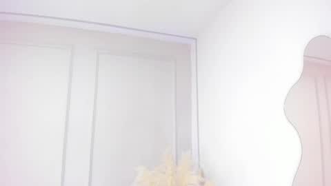 Snapshot of mariapettit chatting on November 2025 09:30:01 AM Maria Pettit online show from November 2025 09:30:01 AM