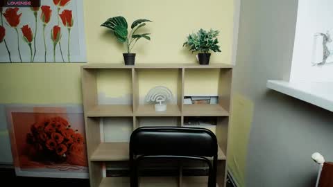 Mariia online show from January 2025 05:27:02 PM