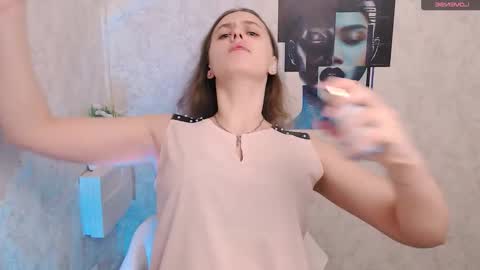 Mariia online show from November 2025 12:06:01 PM