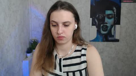 Snapshot of mariatess_ chatting on April 2026 09:12:01 AM Mariia online show from April 2026 09:12:01 AM