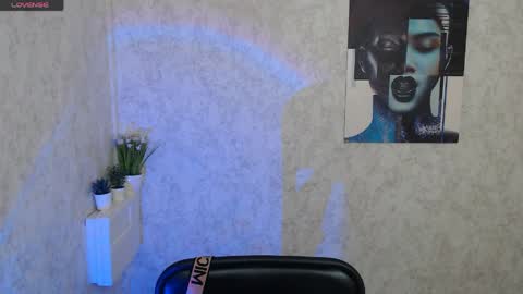 Snapshot of mariatess_ chatting on May 2026 01:16:01 PM Mariia online show from May 2026 01:16:01 PM