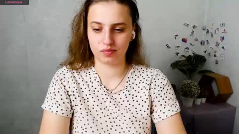 Snapshot of mariatess_ chatting on May 2026 10:22:01 AM Mariia online show from May 2026 10:22:01 AM