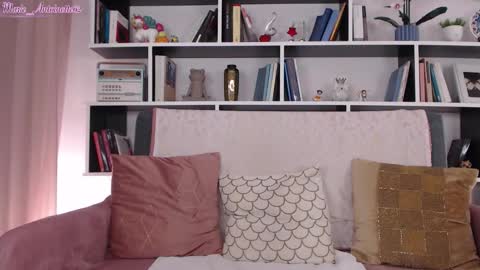 Maria online show from September 2025 09:16:02 PM