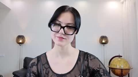 Snapshot of marie_fitch chatting on February 2026 01:03:02 AM Marie Fitch online show from February 2026 01:03:02 AM