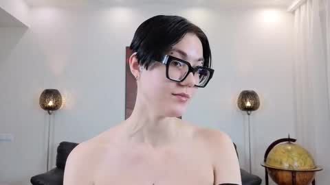 Snapshot of marie_fitch chatting on February 2026 01:15:02 AM Marie Fitch online show from February 2026 01:15:02 AM