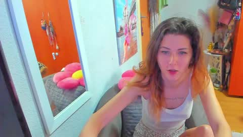 Marie   online show from March 2025 08:19:02 AM