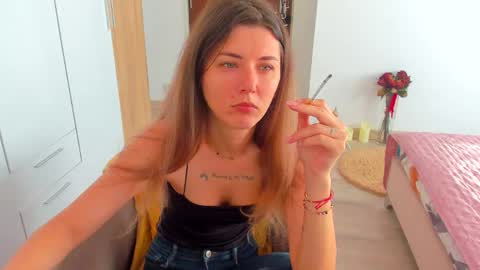 Snapshot of marie_marie03 chatting on June 2026 05:41:02 AM Marie online show from June 2026 05:41:02 AM