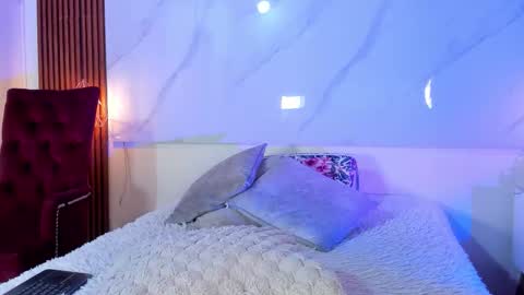 Maria  online show from March 2026 06:52:01 AM