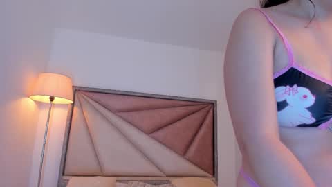 Snapshot of marieetaylor chatting on November 2025 12:04:02 PM Mariee online show from November 2025 12:04:02 PM