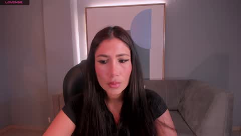 Snapshot of mariejane2 chatting on January 2025 10:51:02 AM Im Marie Jane online show from January 2025 10:51:02 AM