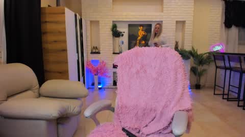 mariemlui online show from May 2026 06:27:02 PM