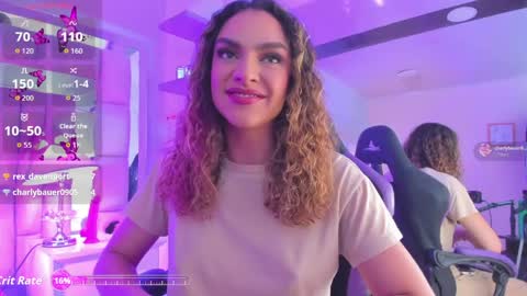Snapshot of mariiahneedles chatting on May 2026 08:25:02 PM mariiahneedles online show from May 2026 08:25:02 PM