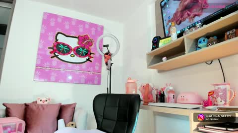 Mariana online show from January 2025 08:55:01 PM