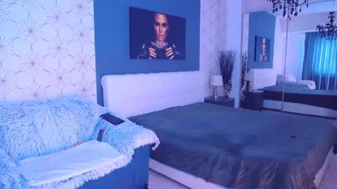 Mary Mais online show from February 2025 02:02:01 PM