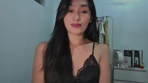 Snapshot of marimaraldama chatting on October 2025 02:25:02 PM Anngilbuena online show from October 2025 02:25:02 PM