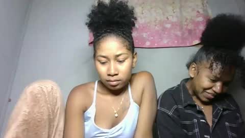 Snapshot of marina0506 chatting on December 2025 05:52:02 PM marina0506 online show from December 2025 05:52:02 PM