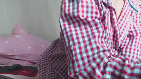 FOREVER YOURS online show from January 2025 04:42:01 AM