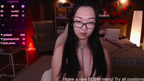 Snapshot of marine_vact chatting on December 2024 11:26:02 PM Marine online show from December 2024 11:26:02 PM