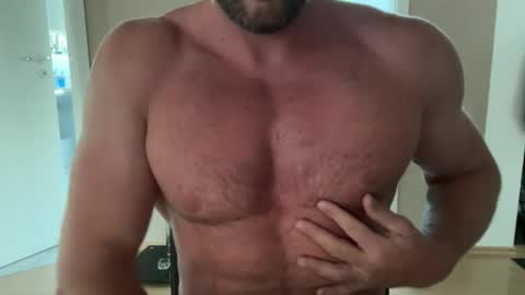 mark9222222 online show from September 2025 05:01:02 PM