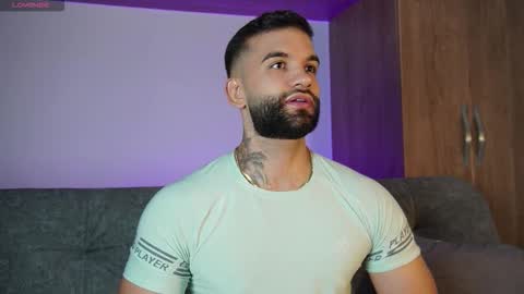 Mark online show from November 2025 09:58:01 PM