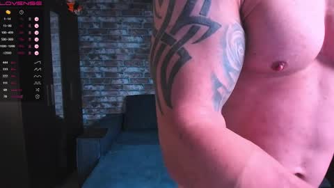 Mark online show from November 2025 03:49:02 AM