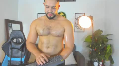 mark_x23 online show from December 2025 01:55:01 AM