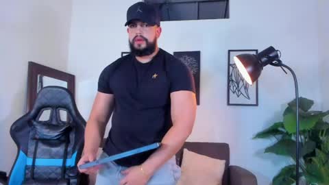 mark_x23 online show from May 2026 04:32:02 AM