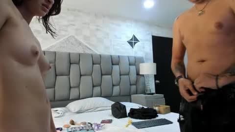 Snapshot of markandphilip chatting on October 2025 12:11:01 PM markandphilip online show from October 2025 12:11:01 PM