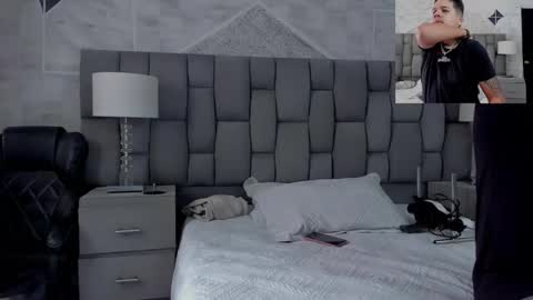 Snapshot of markandphilip chatting on October 2025 12:40:02 PM markandphilip online show from October 2025 12:40:02 PM