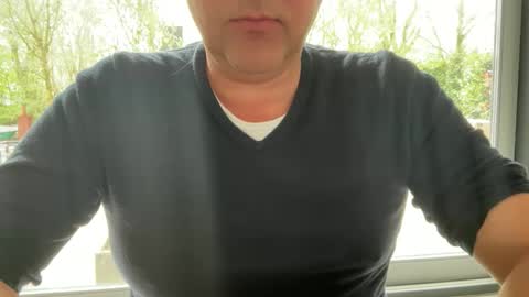 Snapshot of markfalcfalc chatting on April 2026 09:48:02 AM markfalcfalc online show from April 2026 09:48:02 AM