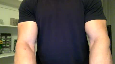 markk702 online show from December 2024 07:12:01 PM