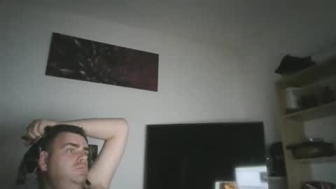 markoluggin online show from May 2026 03:45:01 AM