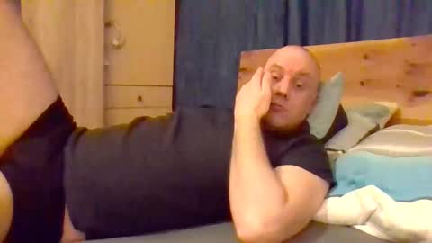markus_7 online show from May 2026 06:38:01 PM