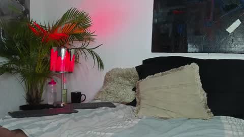 Markus latin online show from December 2024 04:02:02 PM