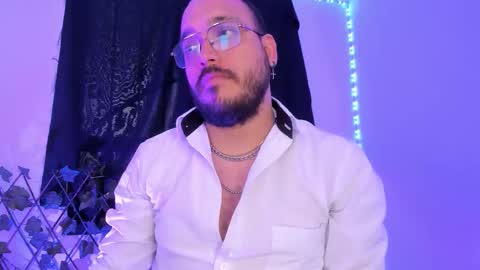 Mark  online show from November 2025 09:36:01 PM