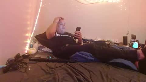 Snapshot of markymark101825061 chatting on January 2025 06:38:02 AM markymark101825061 online show from January 2025 06:38:02 AM