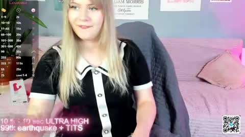 Snapshot of marmel199 chatting on June 2026 09:36:02 AM Liza online show from June 2026 09:36:02 AM