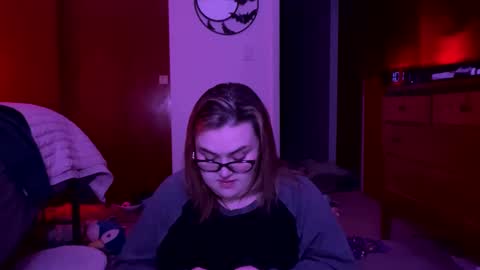 maroon_moon online show from February 2025 05:49:02 AM