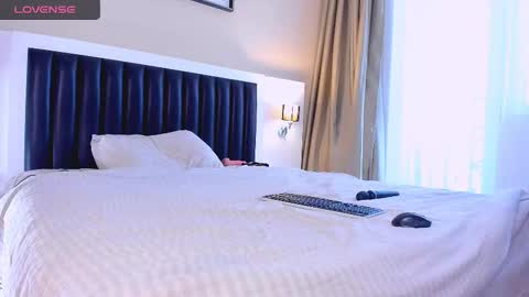 Mari online show from November 2025 07:10:01 AM