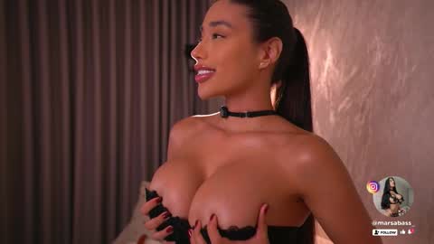     online show from October 2025 12:27:01 PM