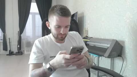 Marselle online show from November 2025 11:35:01 AM