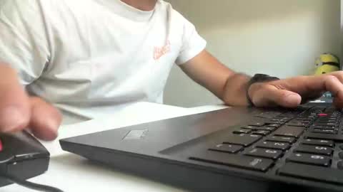 marsupilami_82_ online show from May 2026 04:24:01 PM