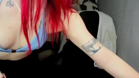 Snapshot of martha_cameron chatting on December 2025 10:03:01 PM Martha Cameron online show from December 2025 10:03:01 PM