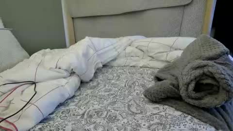 Martha online show from November 2025 07:51:02 AM