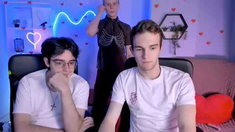 Snapshot of martin_neil chatting on February 2026 08:27:01 PM Martin online show from February 2026 08:27:01 PM