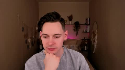 Martin online show from April 2026 09:23:01 PM