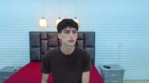 Snapshot of martin_williams_ chatting on December 2025 12:20:01 PM martin_williams_ online show from December 2025 12:20:01 PM