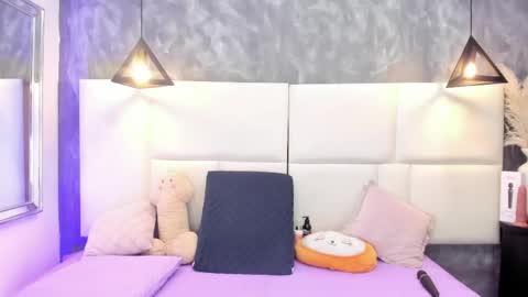 Martina  online show from April 2026 01:50:02 PM