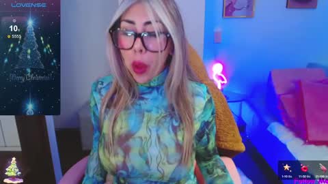 Snapshot of martina_dash chatting on December 2024 01:59:01 AM martina_dash online show from December 2024 01:59:01 AM