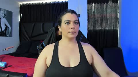   MARTINA   online show from January 2025 04:52:01 PM